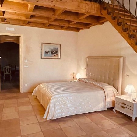 Palazzo Laureano - Dimora Storica 호텔 Tricarico 외부 사진