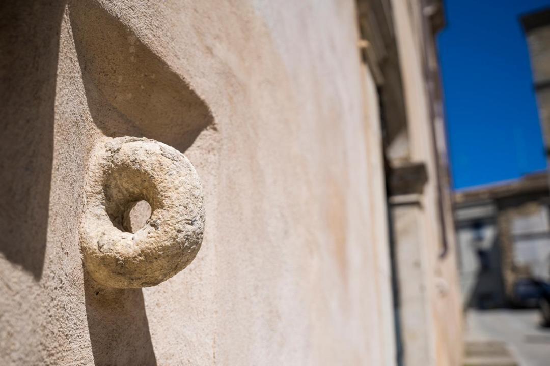 Palazzo Laureano - Dimora Storica 호텔 Tricarico 외부 사진